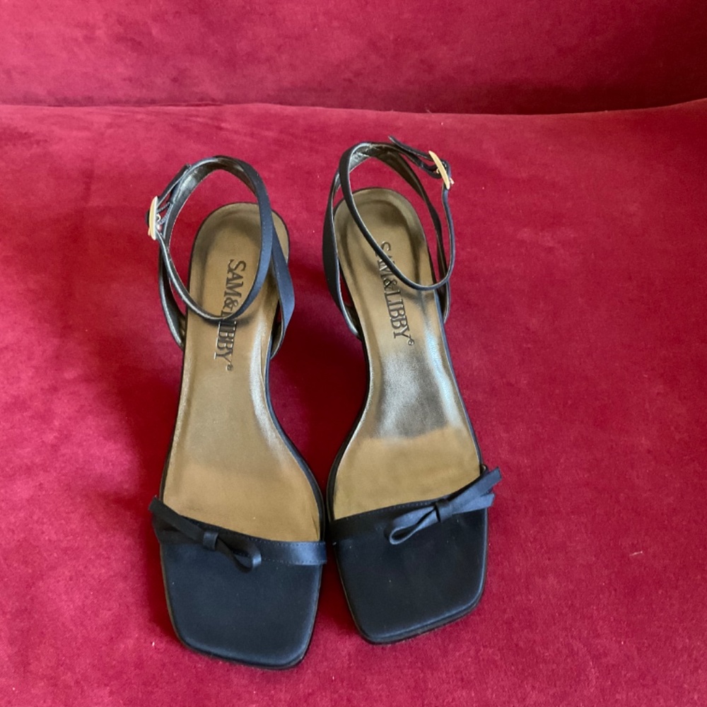 Sam & Libby Heels - Picture 2 of 6